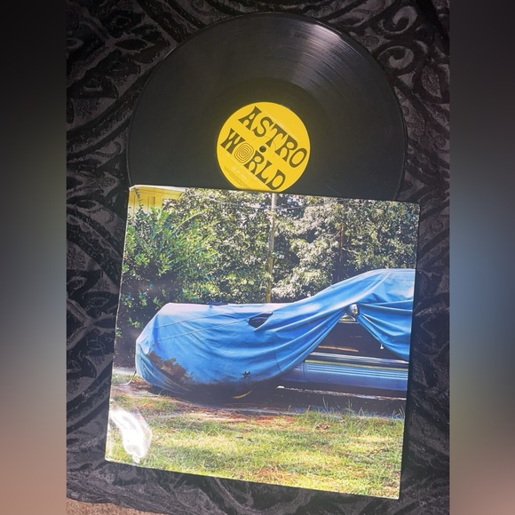 TRAVIS SCOTT ASTRO WORLD VINYL - Picture 1 of 2